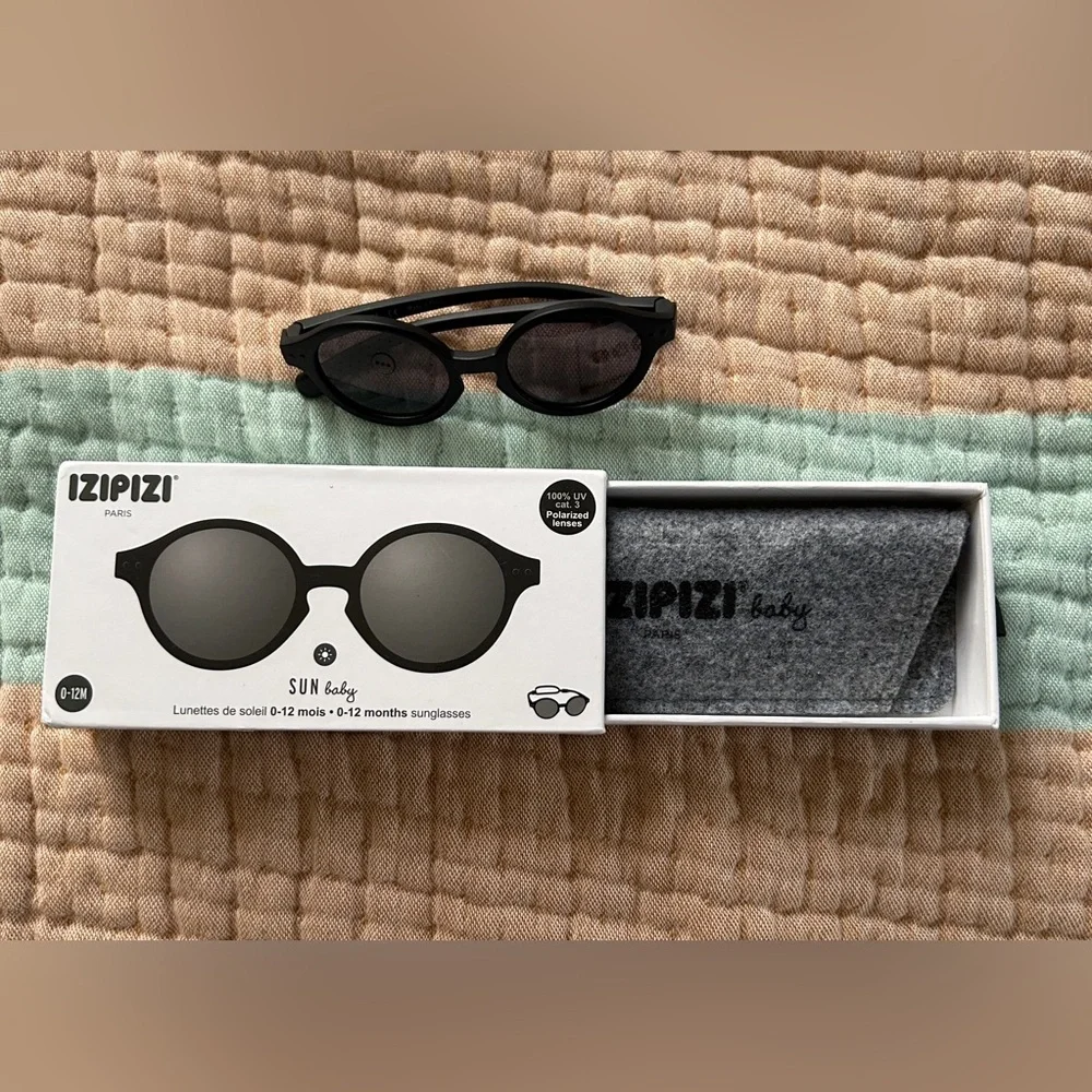 Izipizi baby sunglasses